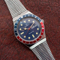 Timex Q 1979 Reissue 38mm Silver Navy Red